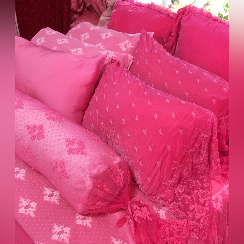 Beautiful custom dyed Bella Notte bedding